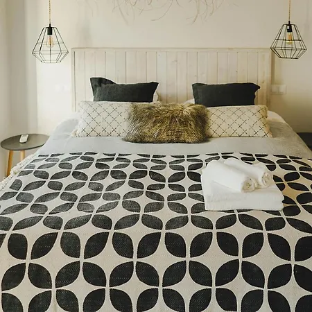 Apartahotel Center With Pool