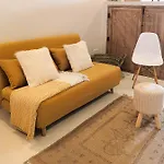 Center With Pool شقة فندقية روندا