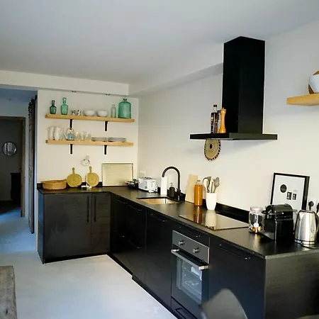 Hotel apartamentowy Center With Pool Ronda