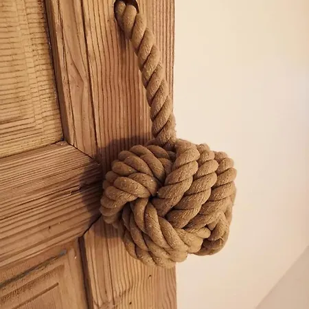 Center With Pool 론다