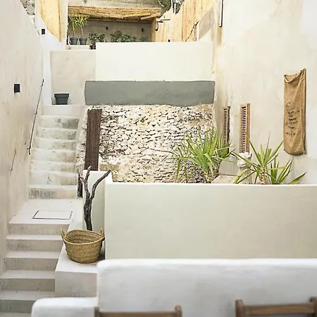 Center With Pool Ronda