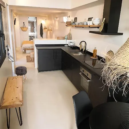 Aparthotel Center With Pool