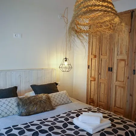 Hotel apartamentowy Center With Pool Ronda