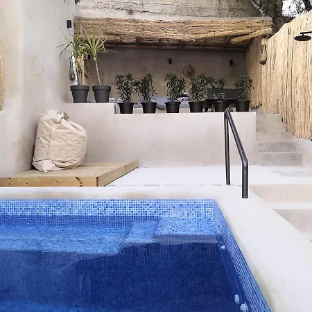 Center With Pool 4*