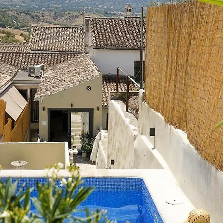 Center With Pool 4* Ronda