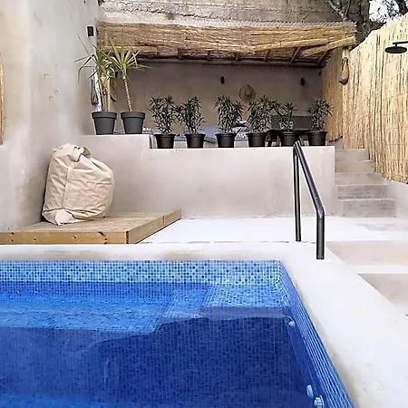 Center With Pool 4*
