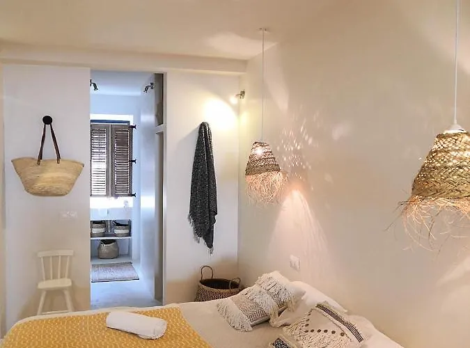 Center With Pool רונדה