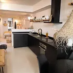 Center With Pool 4* Ronda