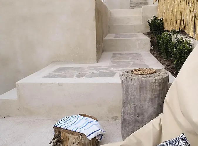 Апарт-отель Center With Pool 4*